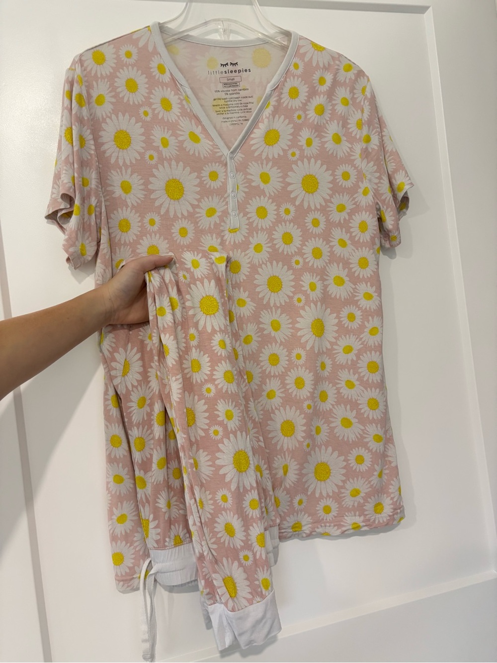 Little Sleepies OG Pink Daisies Bamboo Short Sleeve Pajama Set Womens Small